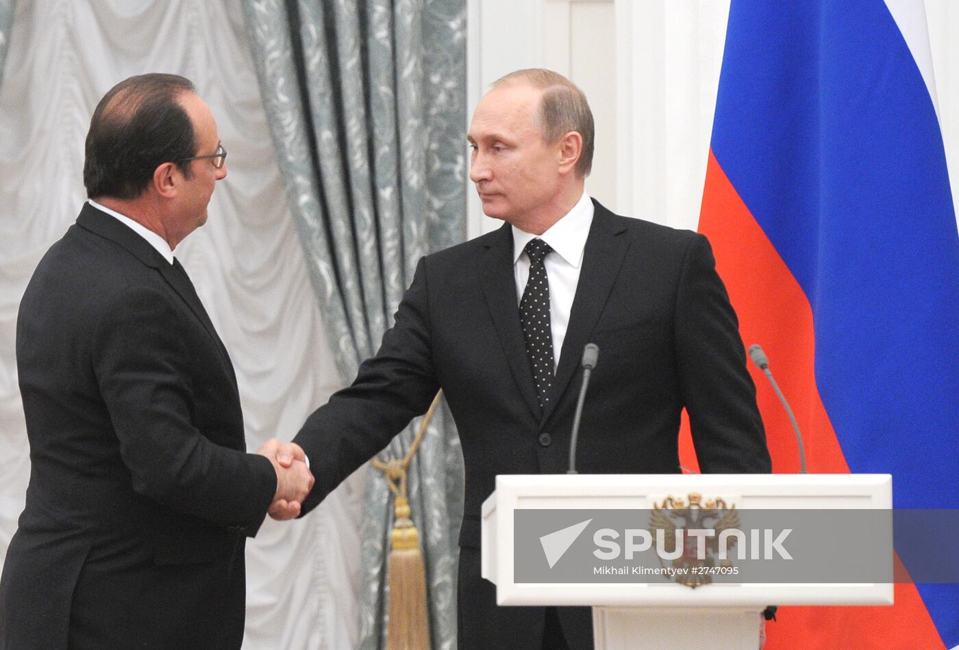 President Putin meets with French President François Hollande