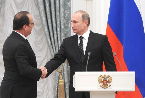 President Putin meets with French President François Hollande