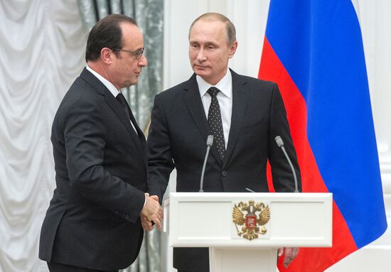 President Putin meets with French President François Hollande