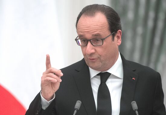 President Putin meets with French President François Hollande