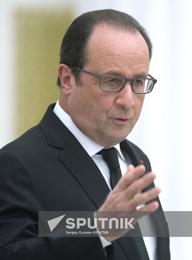 President Putin meets with French President François Hollande