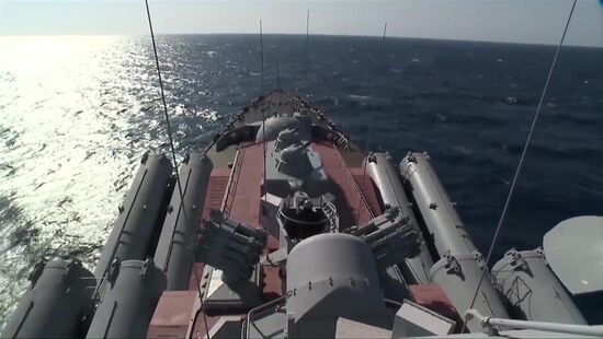 Guided Missile Cruiser Moskva arrives to defend Latakia