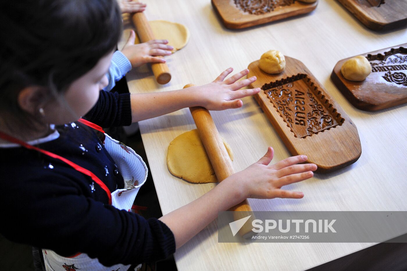 Tula honey-cake production at Honey Traditions factory