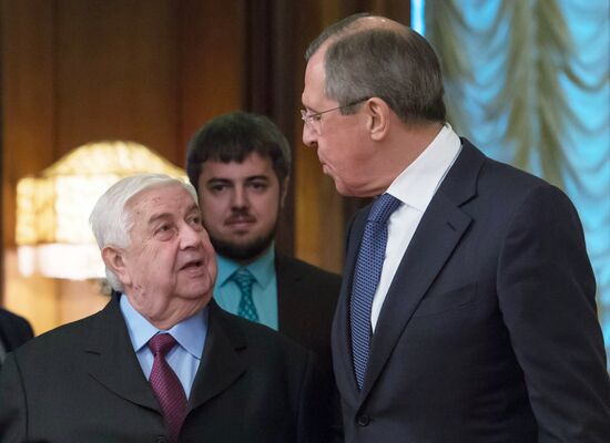 Foreign Minister Sergei Lavrov meets with Syrian counterpart, Walid al-Muallem