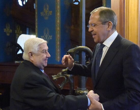 Foreign Minister Sergei Lavrov meets with Syrian counterpart, Walid al-Muallem