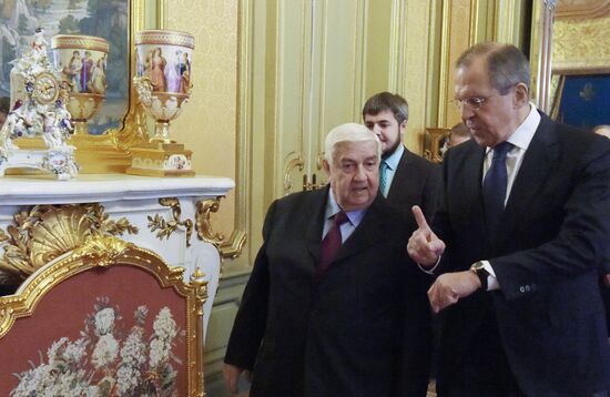 Foreign Minister Sergei Lavrov meets with Syrian counterpart, Walid al-Muallem