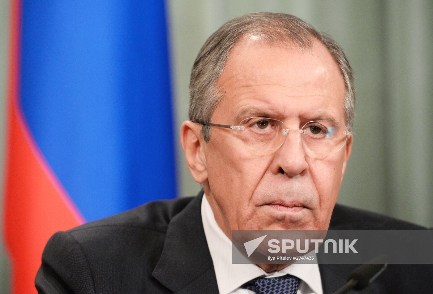 Foreign Minister Sergei Lavrov meets with Syrian counterpart, Walid al-Muallem