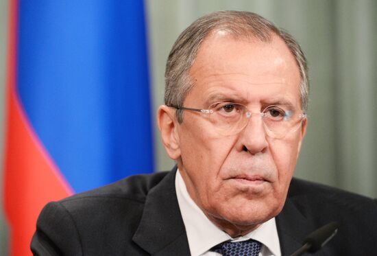Foreign Minister Sergei Lavrov meets with Syrian counterpart, Walid al-Muallem