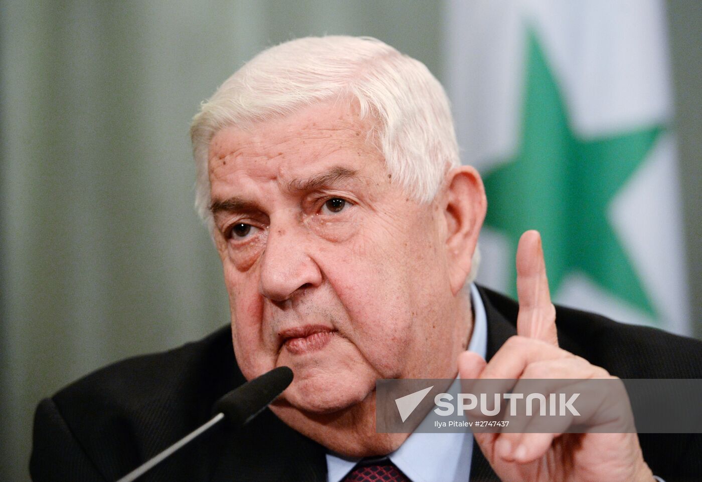 Foreign Minister Sergei Lavrov meets with Syrian counterpart, Walid al-Muallem