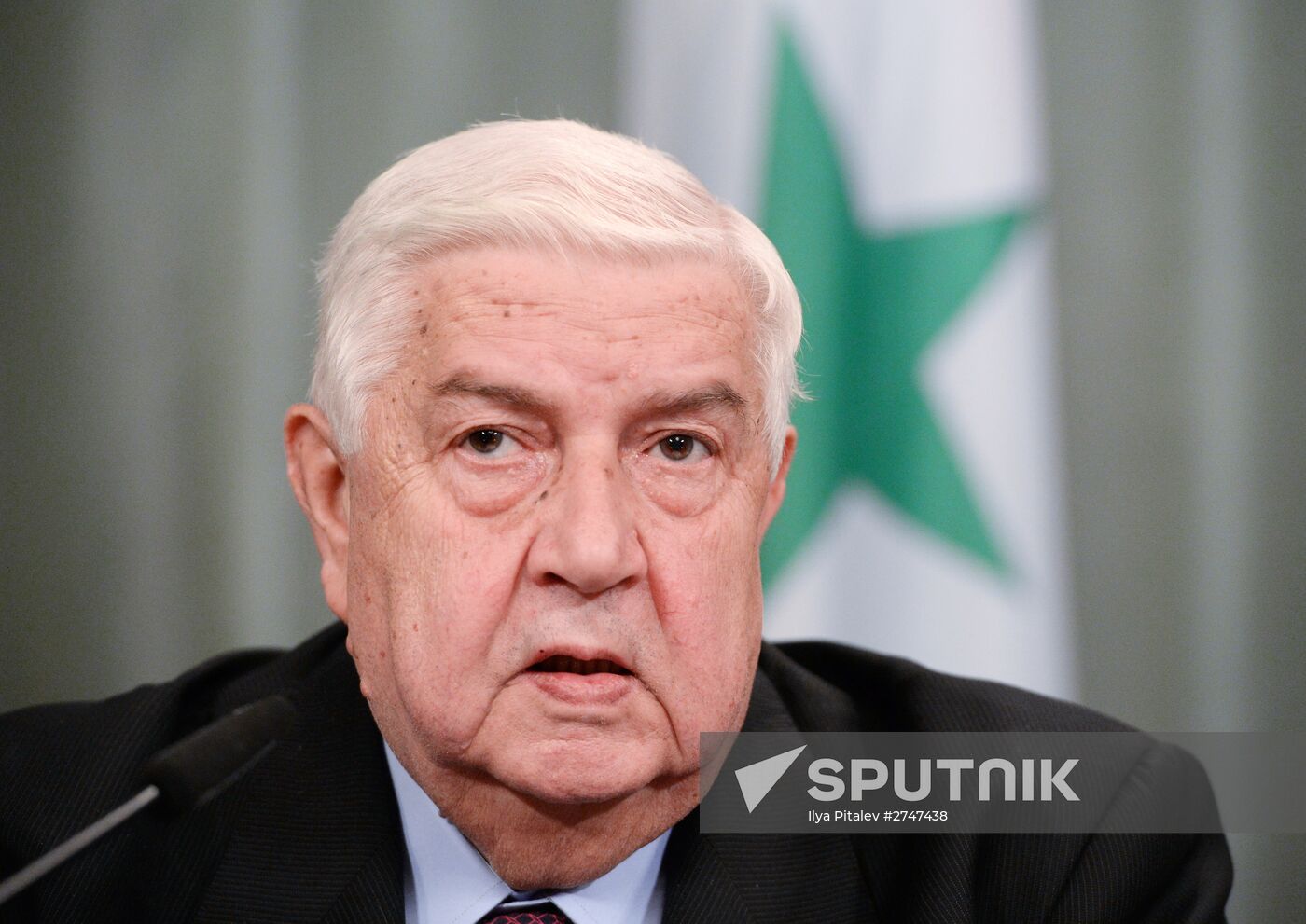 Foreign Minister Sergei Lavrov meets with Syrian counterpart, Walid al-Muallem