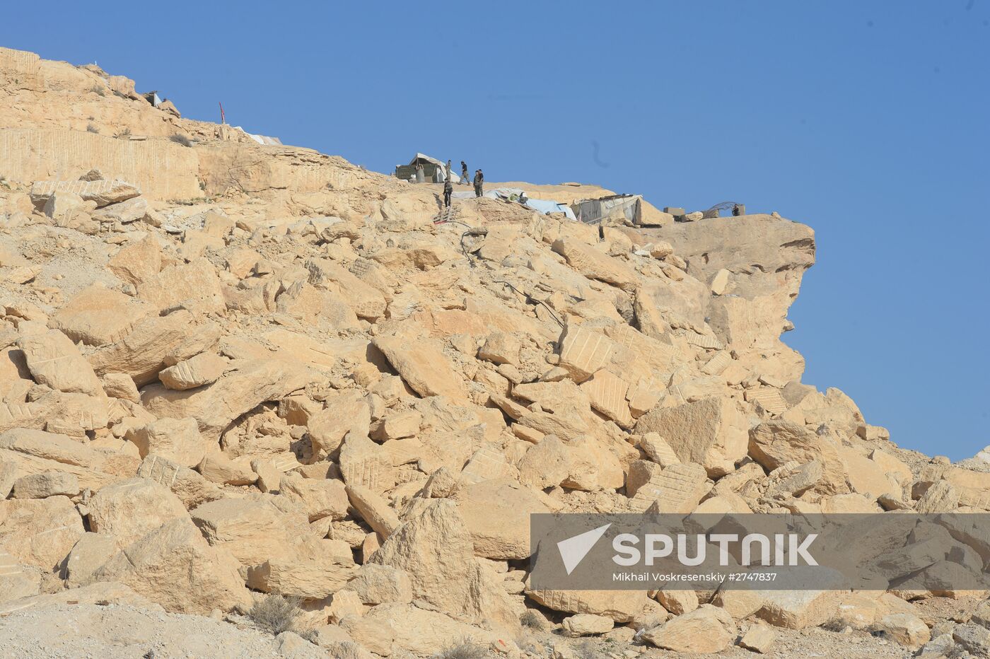 Forward positions of Syrian Armed Forces fighters near Palmyra