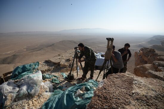 Forward positions of Syrian Armed Forces fighters near Palmyra