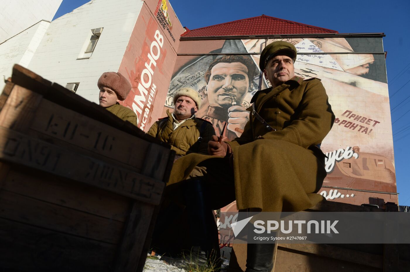Konstantin Simonov's graffiti portrait unveiled in Moscow