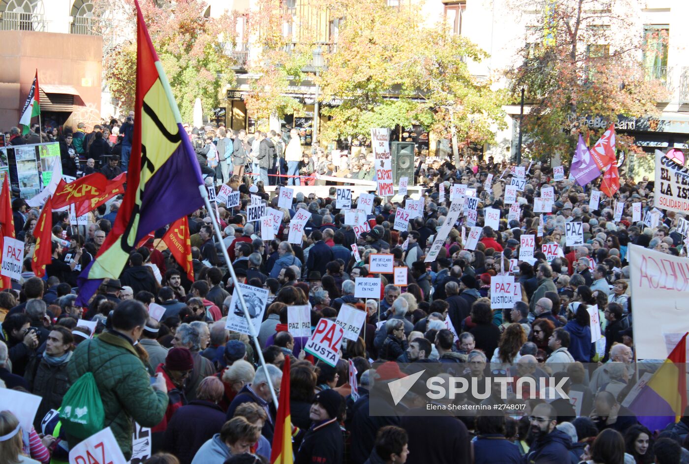 Anti-war rally in Madrid