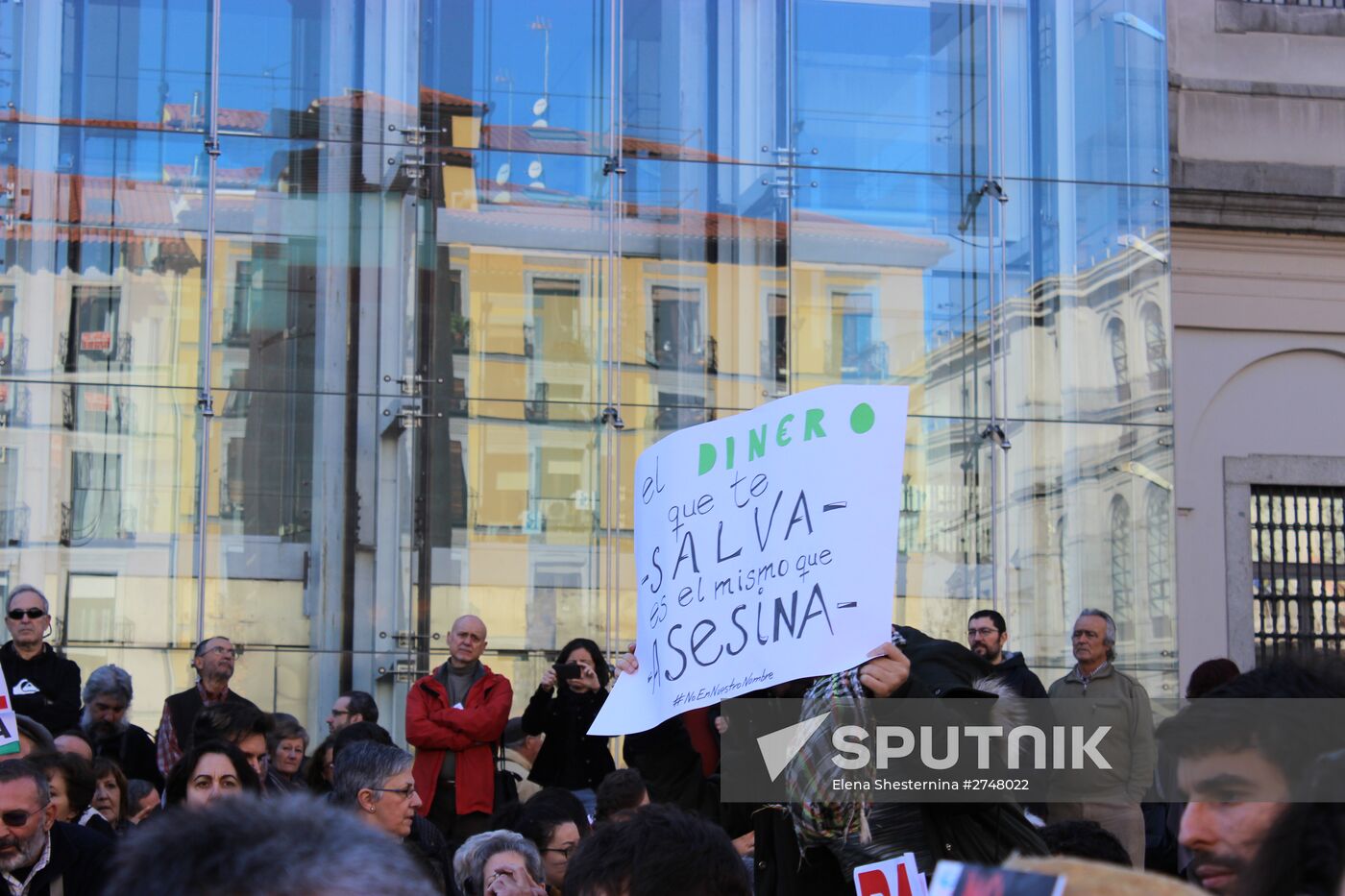 Anti-war rally in Madrid