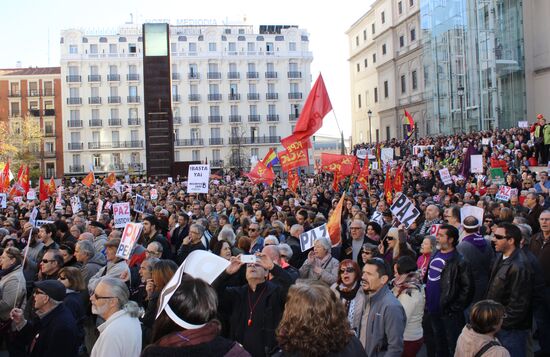 Anti-war rally in Madrid