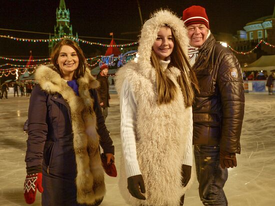 GUM Skating Rink and GUM Fair open at Red Square