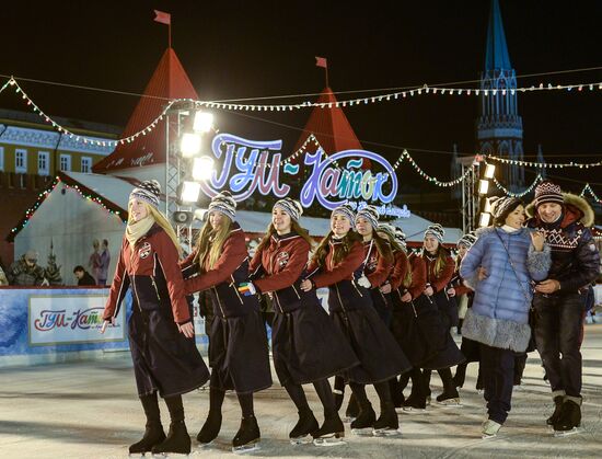 GUM Skating Rink and GUM Fair open at Red Square