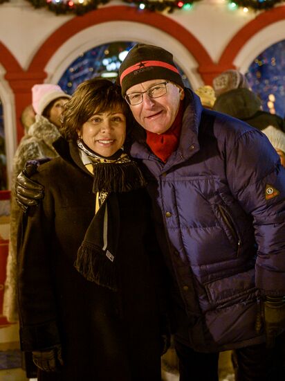 GUM Skating Rink and GUM Fair open at Red Square