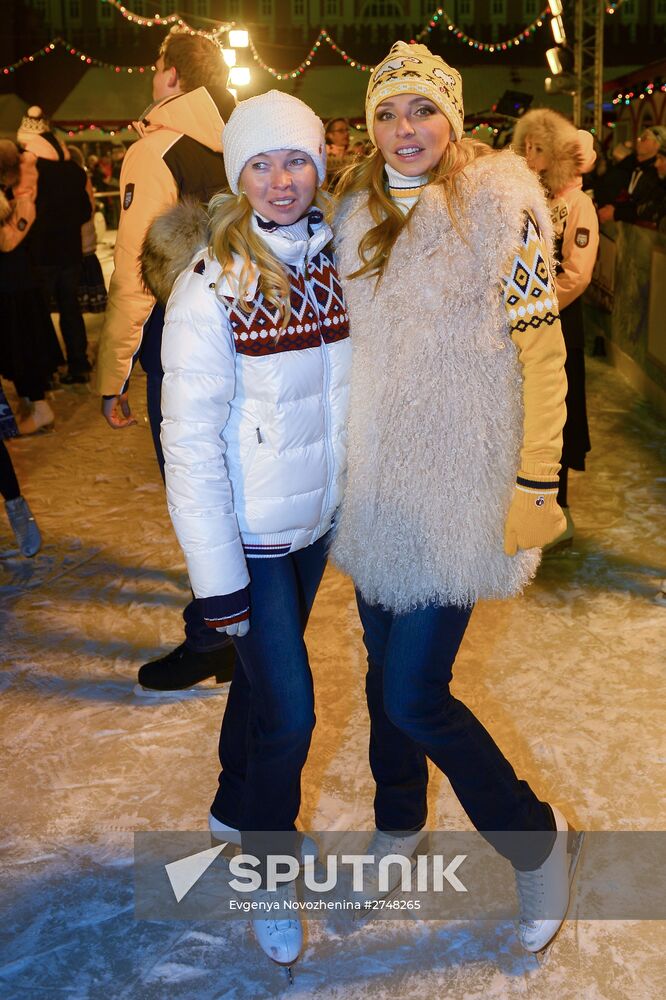 GUM Skating Rink and GUM Fair open at Red Square