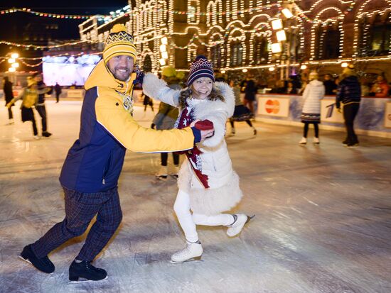 GUM Skating Rink and GUM Fair open at Red Square