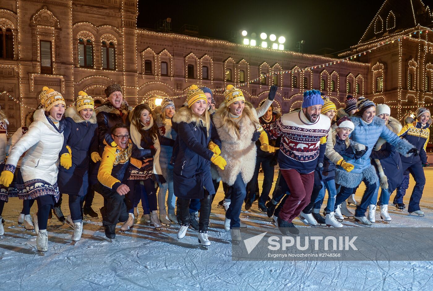 GUM Skating Rink and GUM Fair open at Red Square