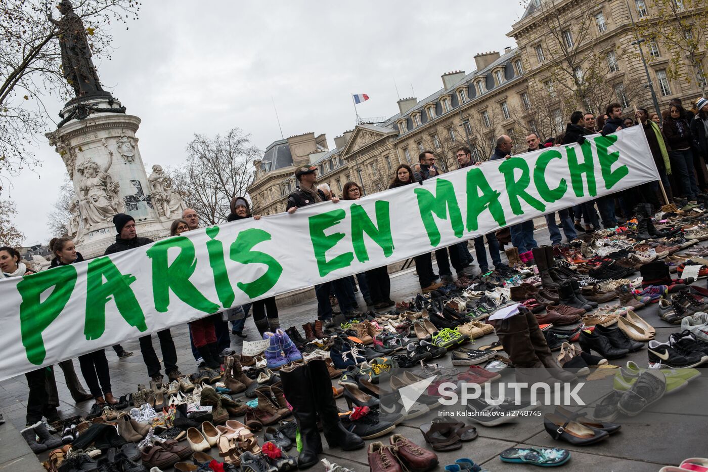 Unrest during environmental rallies in Paris