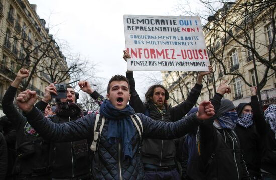 Unrest during environmental rallies in Paris
