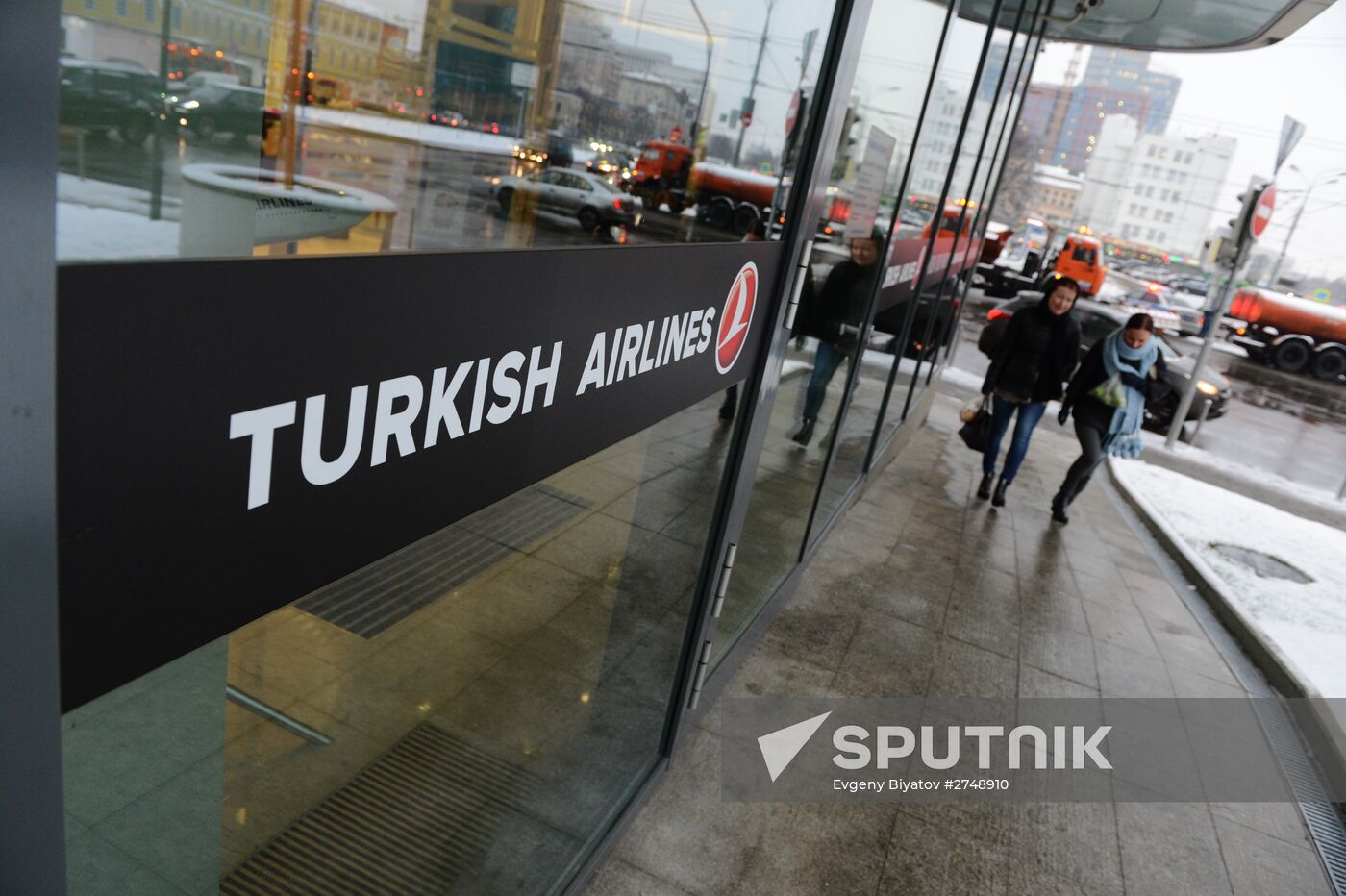 Russia imposes ban on Turkish imports