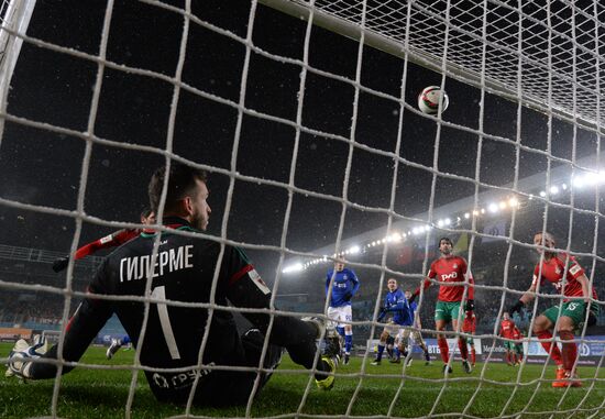 Russian Football Premier League. Dynamo vs. Lokomotiv