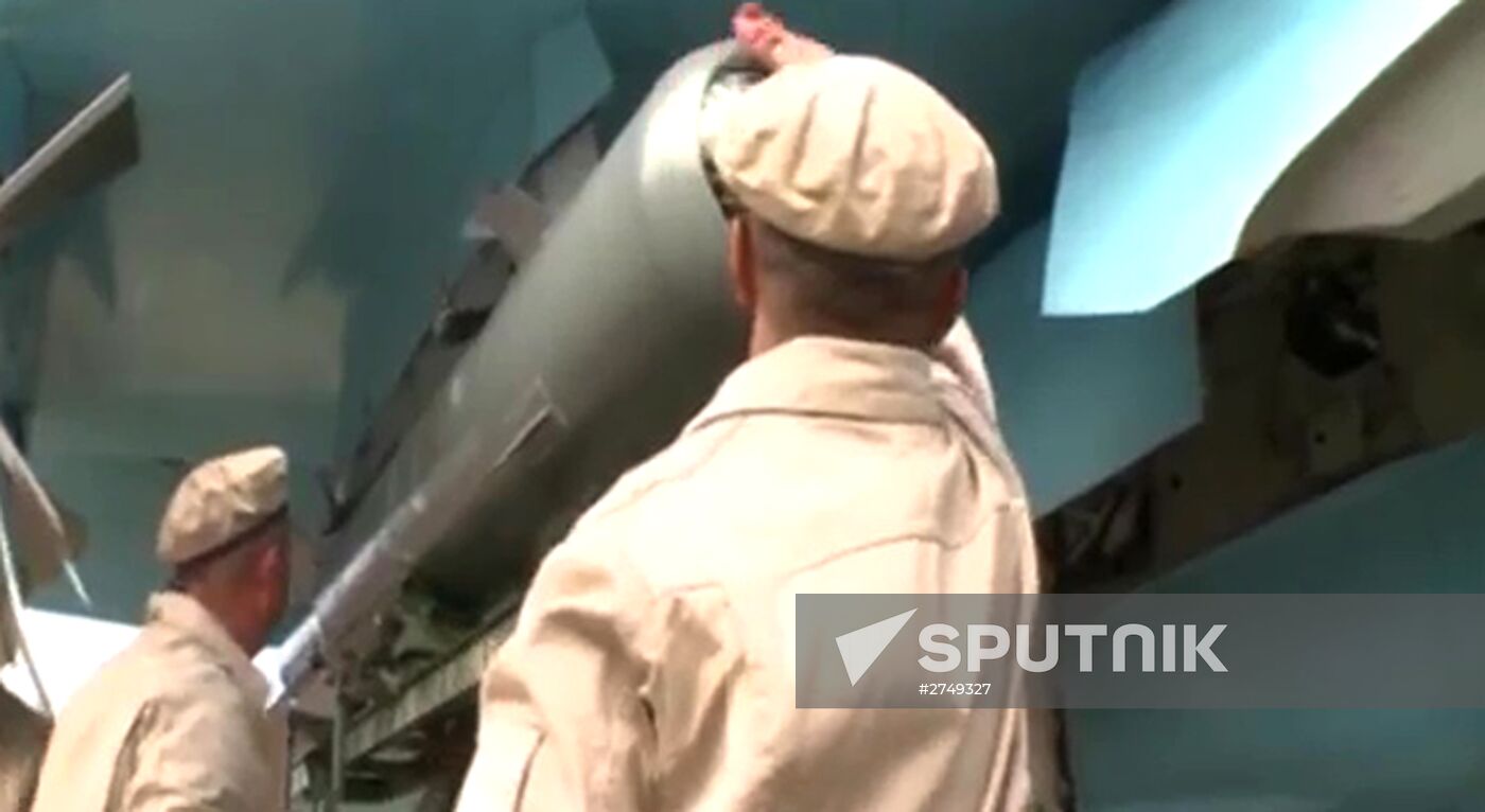 Russia's Su-34 jets carry air-to-air missiles in Syria