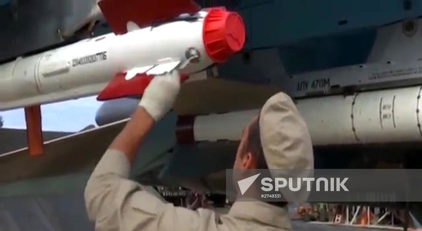Russia's Su-34 jets carry air-to-air missiles in Syria