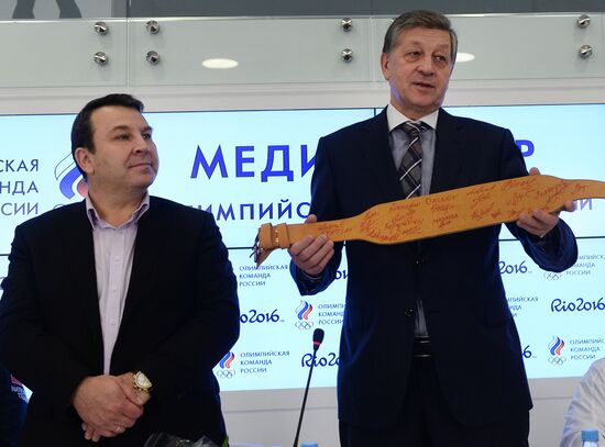 Russian Federation of Heavy Athletics holds news conference