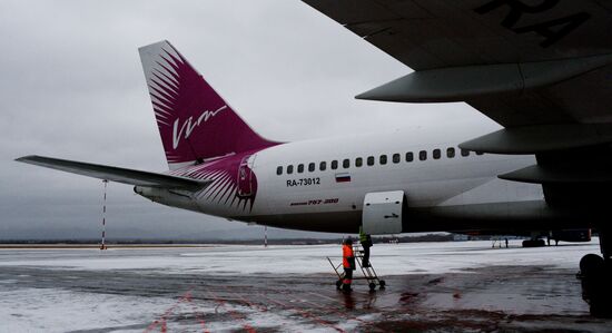 First VIM Airlines flight between Vladivostok and Moscow