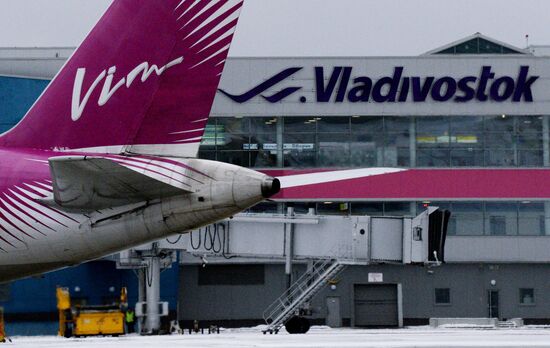 First VIM Airlines flight between Vladivostok and Moscow