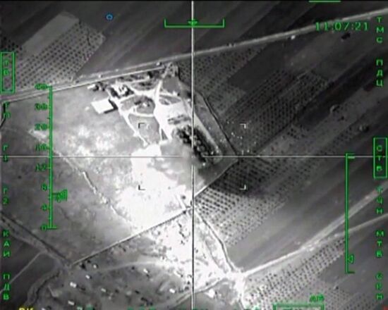 Russian Aerospace Forces conduct targeted air strikes on terrorists' oil storage facilities in Syria