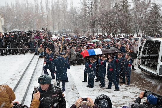 Funeral of pilot Oleg Peshkov killed in Syria