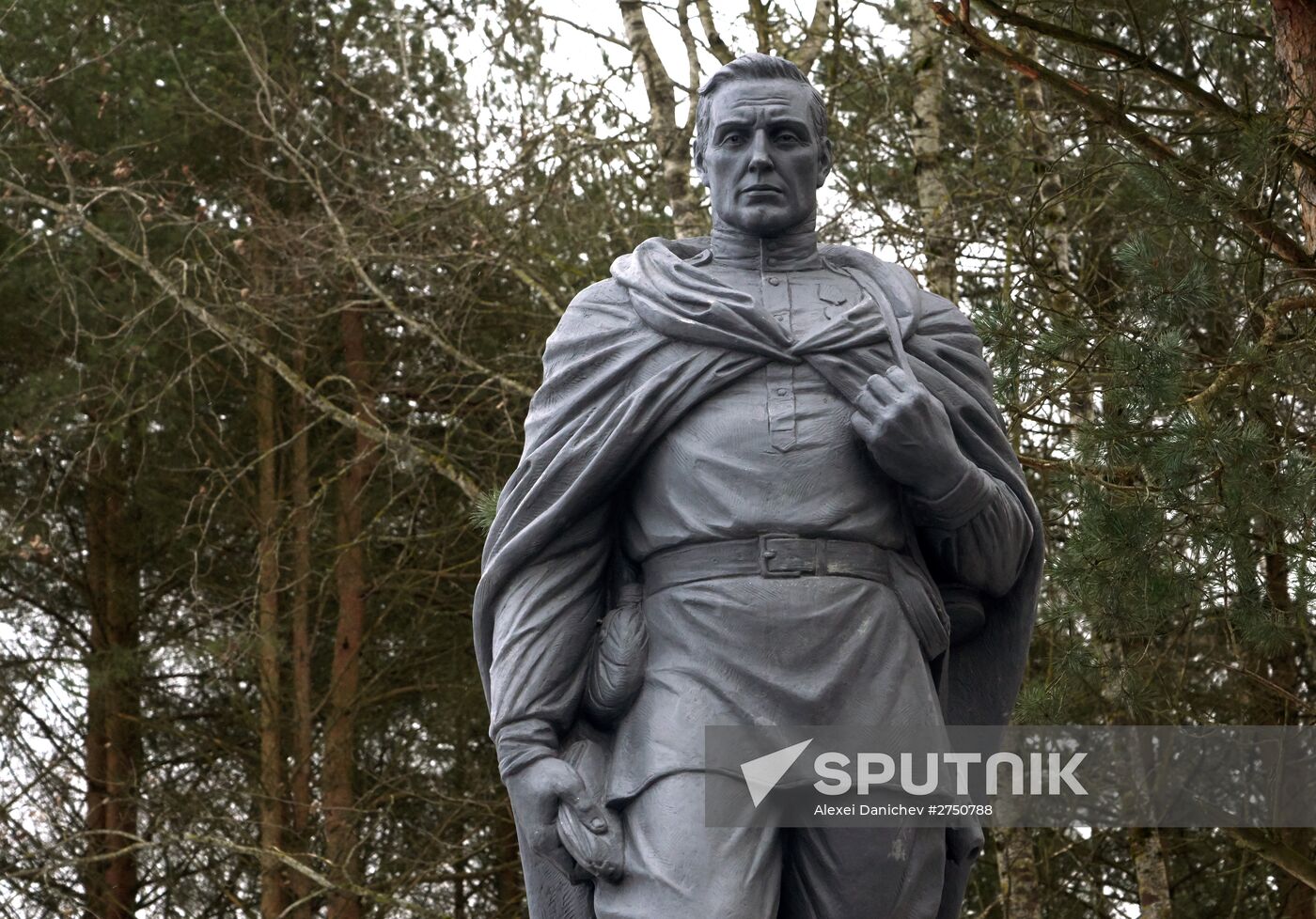 Monument to Soviet soldiers unveiled in Leningrad Region