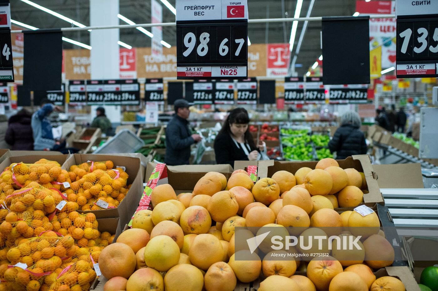 Russia bans imports of fruits, vegetables from Turkey
