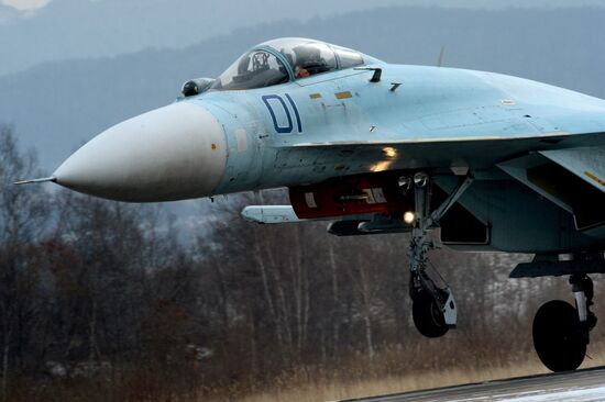 Combat aviation tactical training in Primorye Territory
