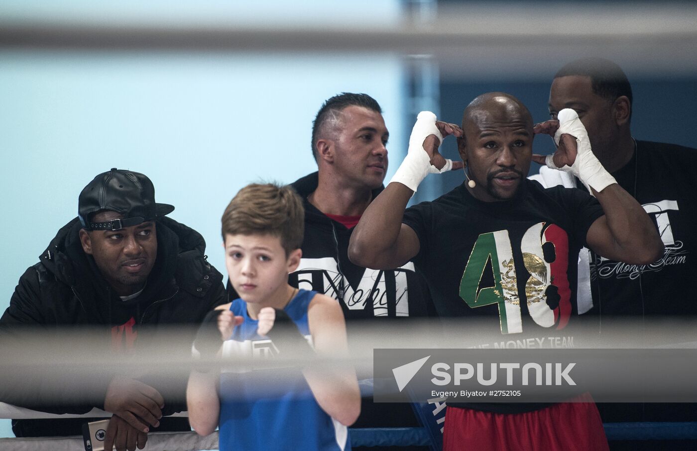 Boxer Floyd Mayweather's open training session in Moscow