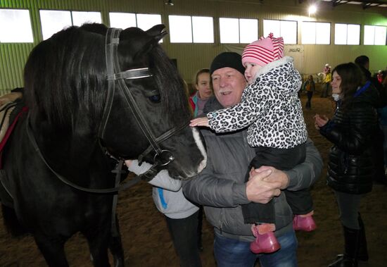 Therapeutic riding center in Donetsk