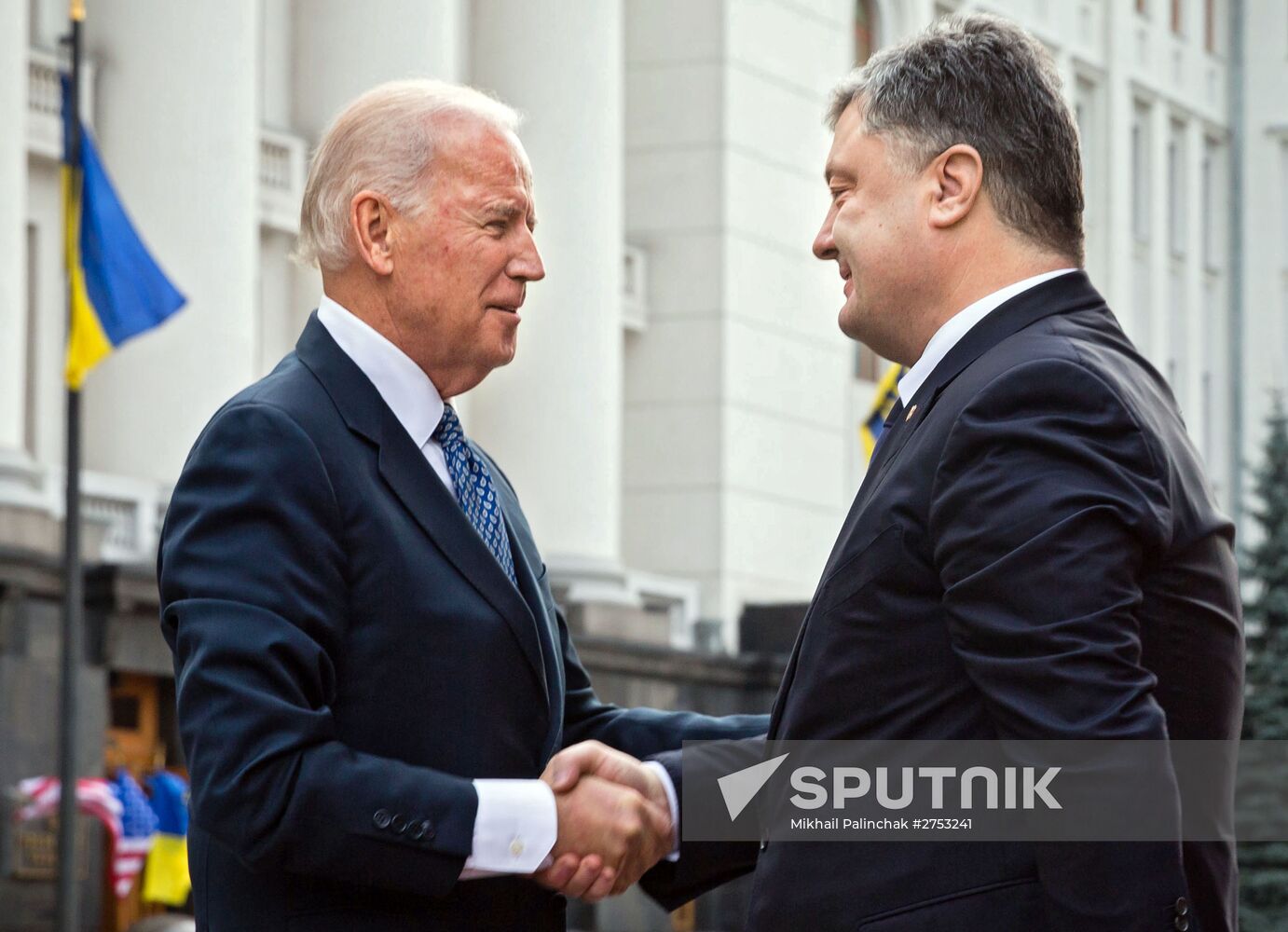 Ukrainian President Petro Poroshenko meets with Vice President of the United States Joe Biden