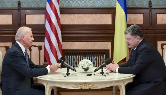 Ukrainian President Petro Poroshenko meets with Vice President of the United States Joe Biden