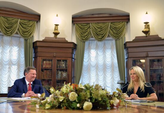 Chief of Staff of the Russian Presidential Executive Office Sergei Ivanov meets with IFAW delegation in Moscow