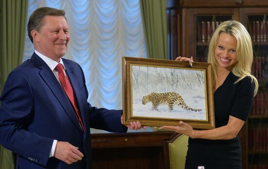 Chief of Staff of the Russian Presidential Executive Office Sergei Ivanov meets with IFAW delegation in Moscow