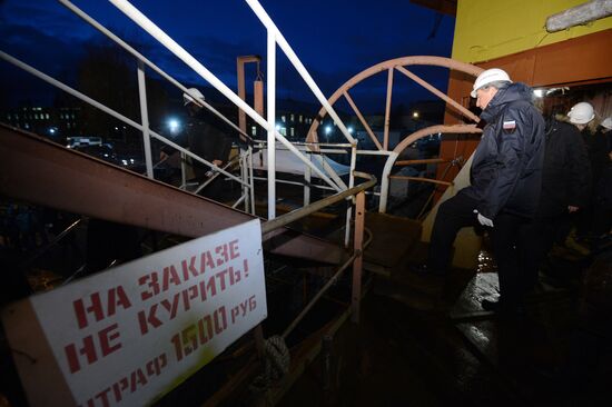 Dmitry Rogozin visits Baltiysky Zavod Shipyards in St.Petersburg