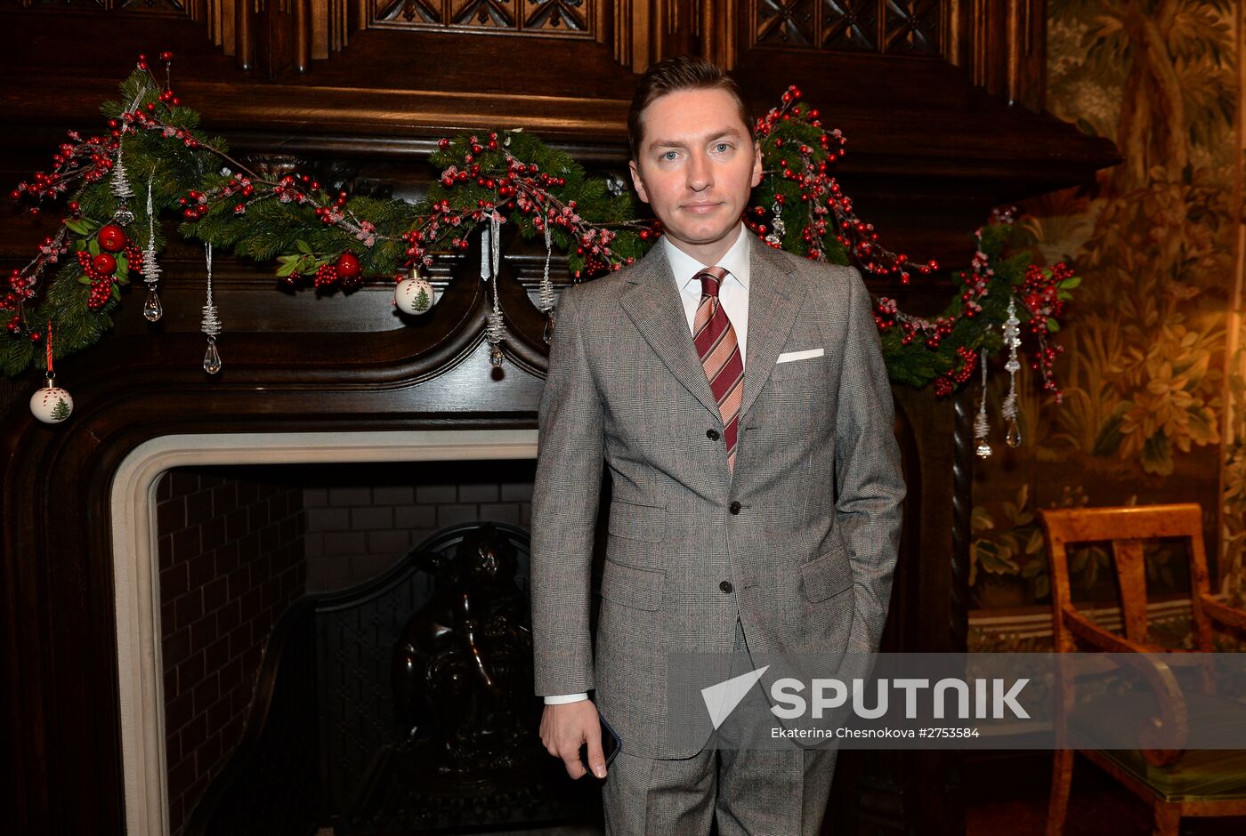 Cocktail party during presentation of new Garrard jewelry collection