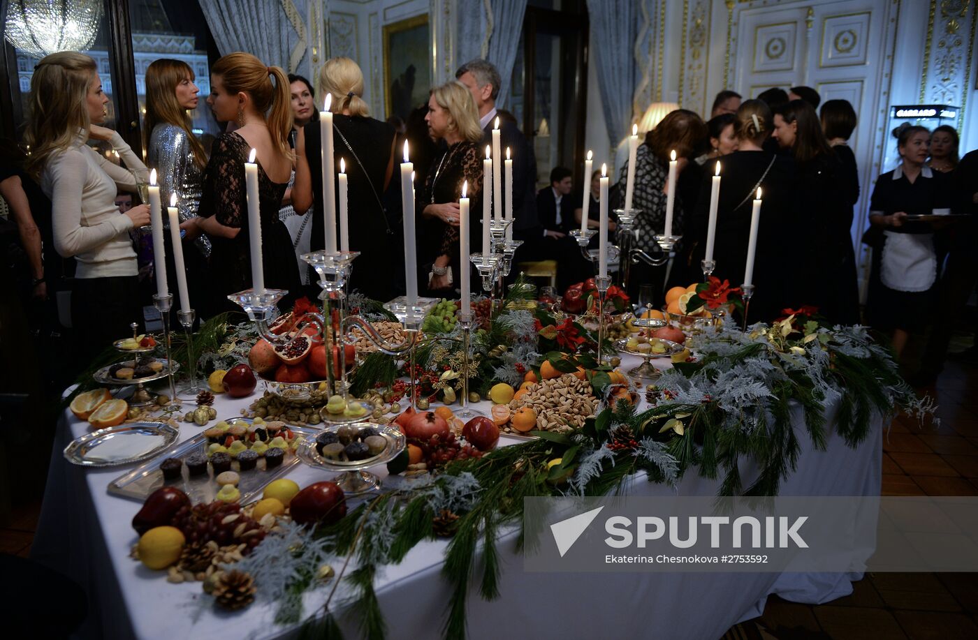 Cocktail party during presentation of new Garrard jewelry collection