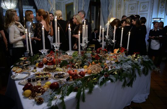 Cocktail party during presentation of new Garrard jewelry collection